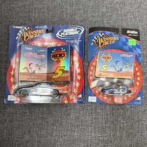 2002 Terry Labonte #5 Looney Tunes 1/64 NASCAR Winners Circle Diecast New Lot